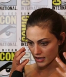 Phoebe_Tonkin__The_Originals__Teases_Hayley_s_Hybrid_Future_-_Comic-Con_2014_257.jpg